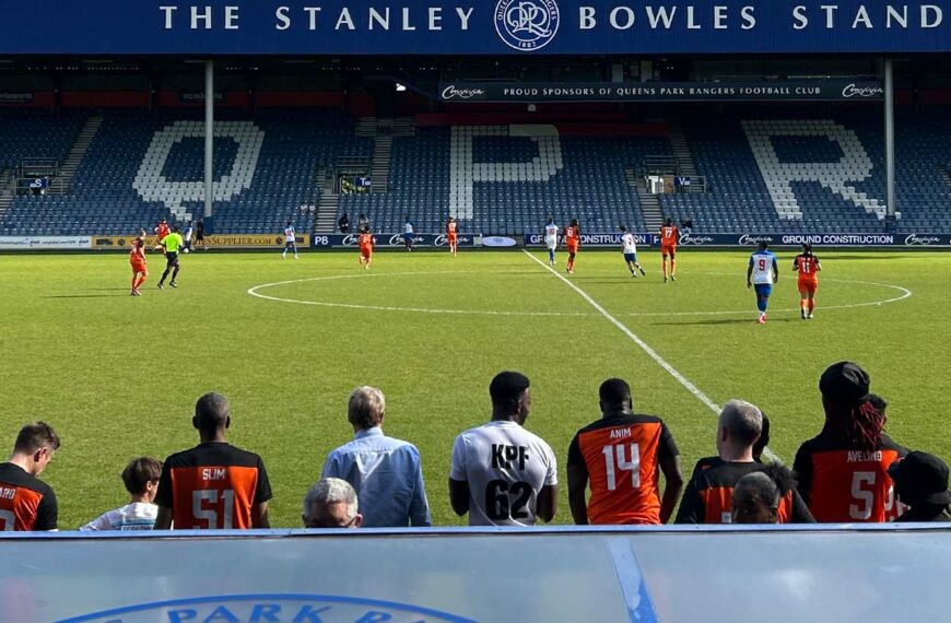 qpr stanley bowles stand