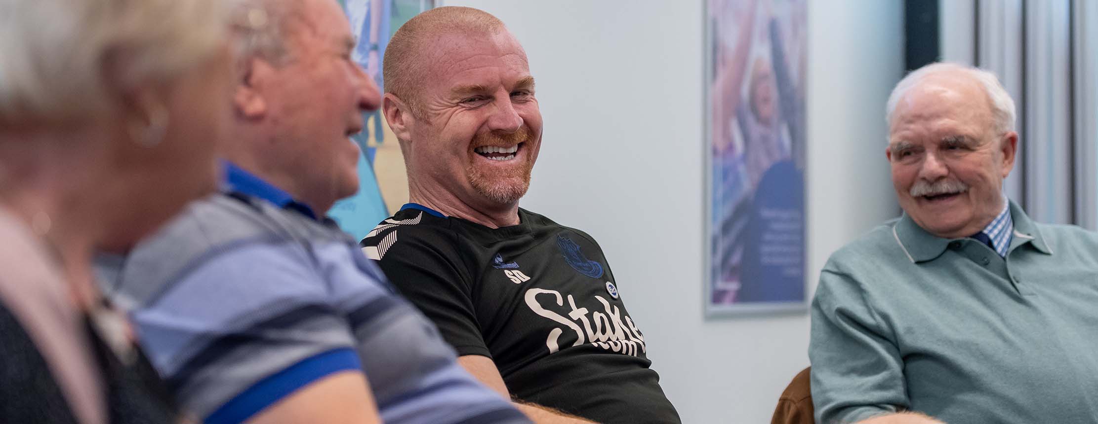 Sean dyche visited everton in the community’s purpose-built mental health hub