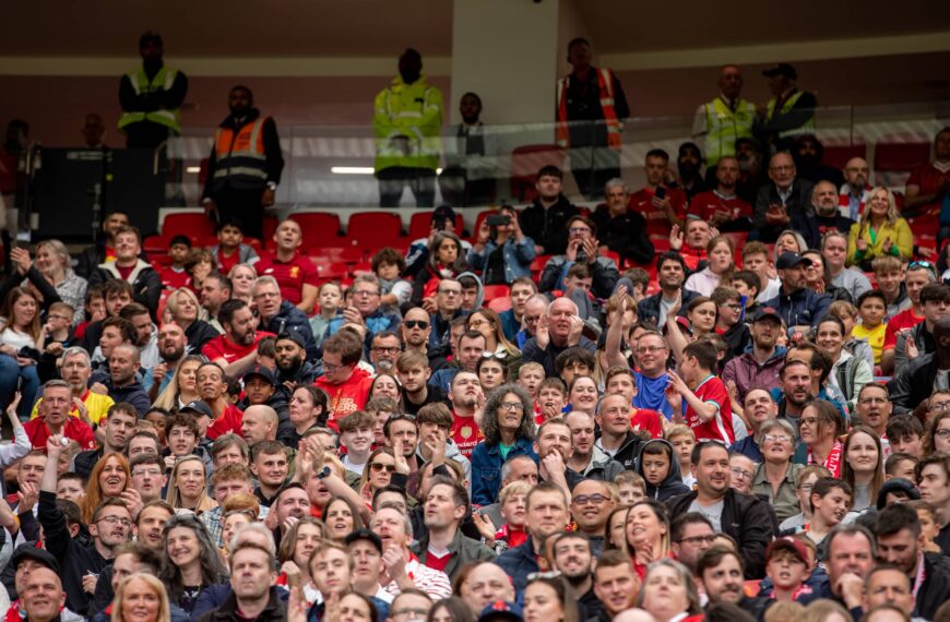 Manchester United Crowd