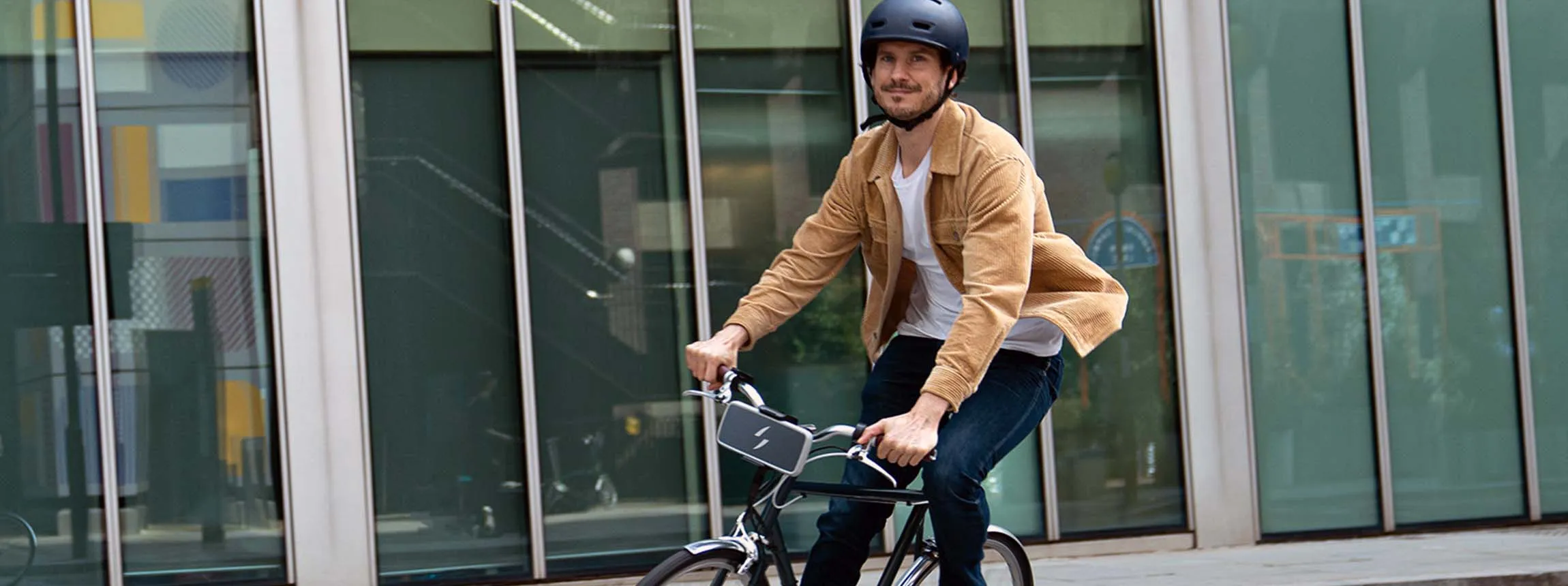 male rider swytch bike