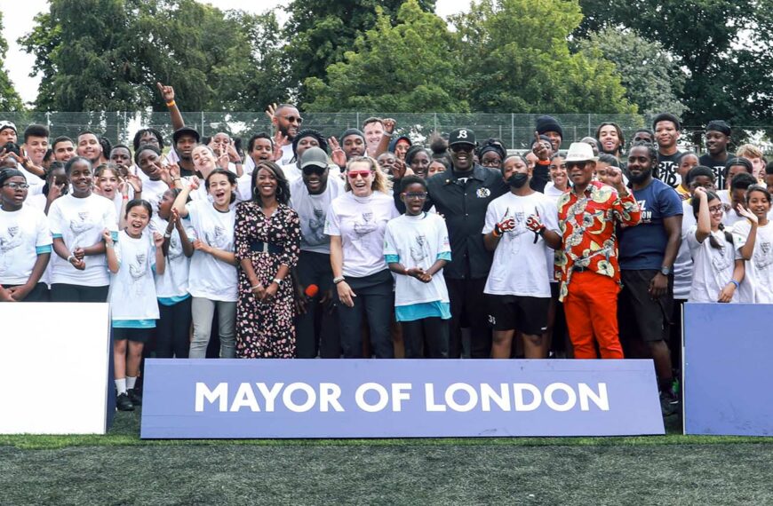 Efe Obada, in partnership with the NFL Foundation UK, the Greater London Authority and the BIGKID Foundation, hosted a youth camp