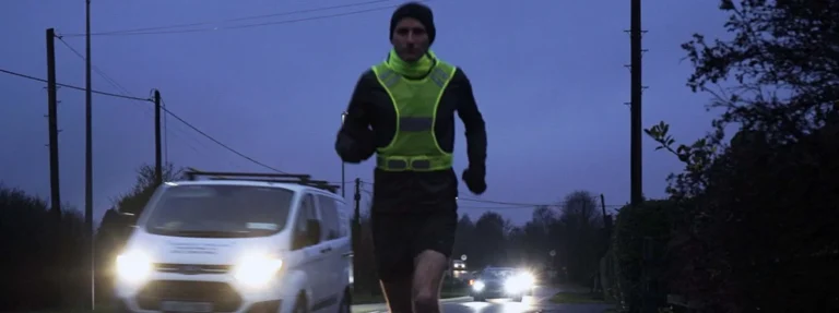Runner wearing Bodylite Reflective Vest