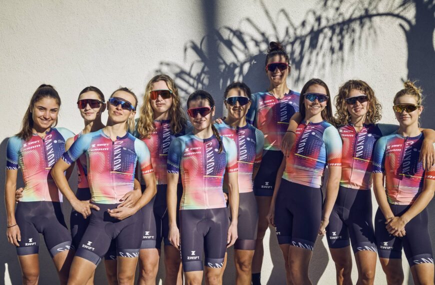 canyon:sram team wearing kit