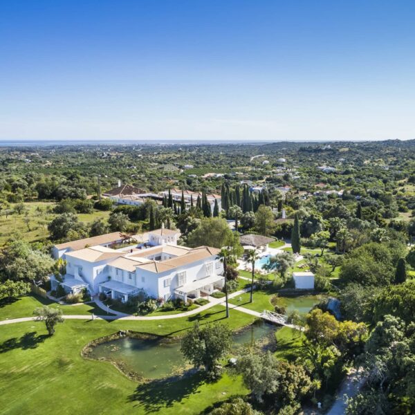 Golfers’ Paradise: Exploring the Magnificent Greens of Portugal’s…