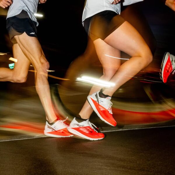 Runners wearing the Altra Vanish Carbon 2