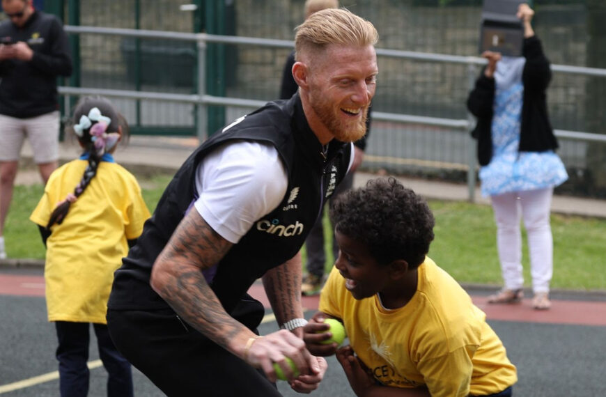 Ben Stokes plays sport with a youngster