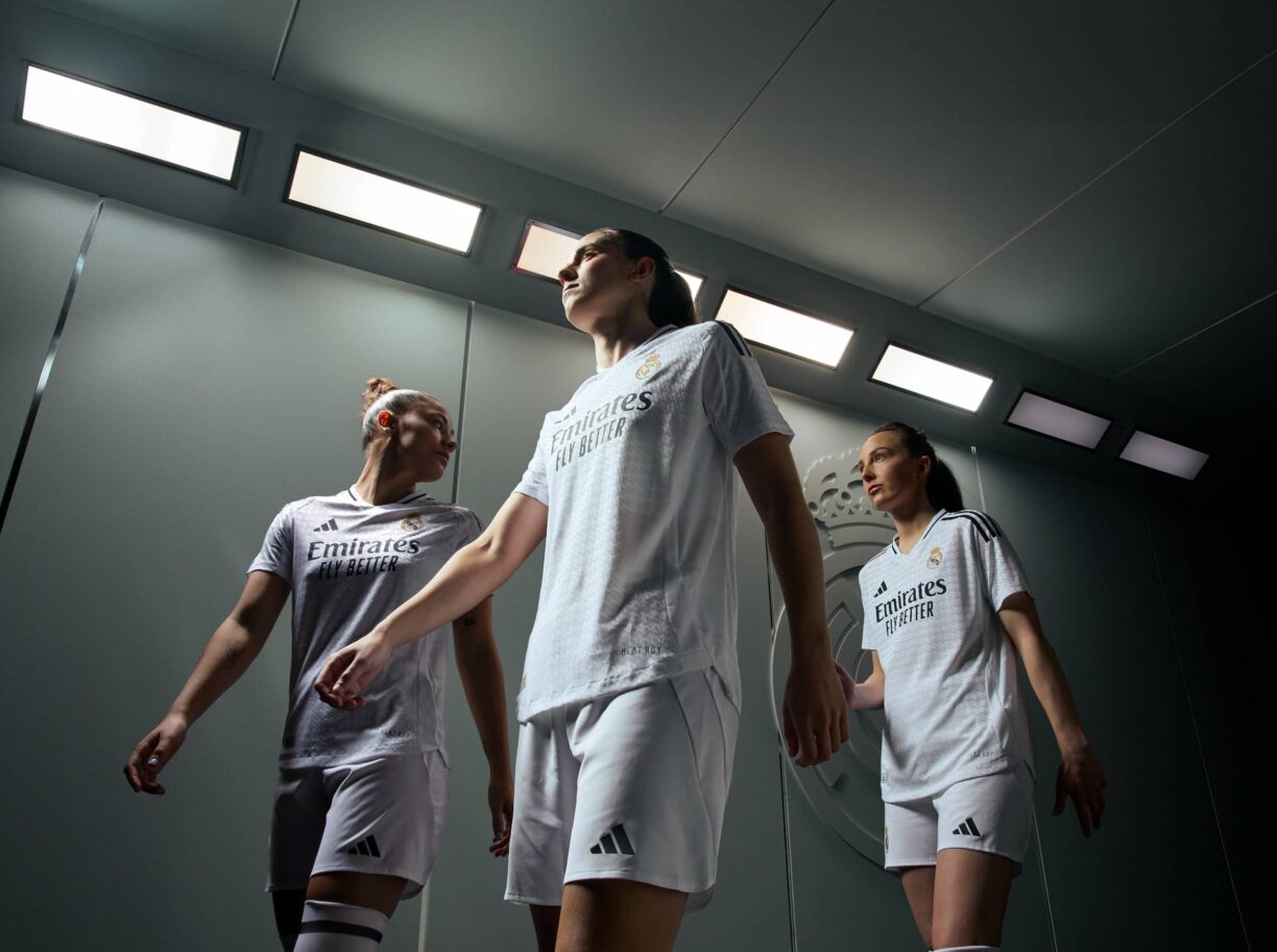 Real-Madrid-Womens-202425-home-kit