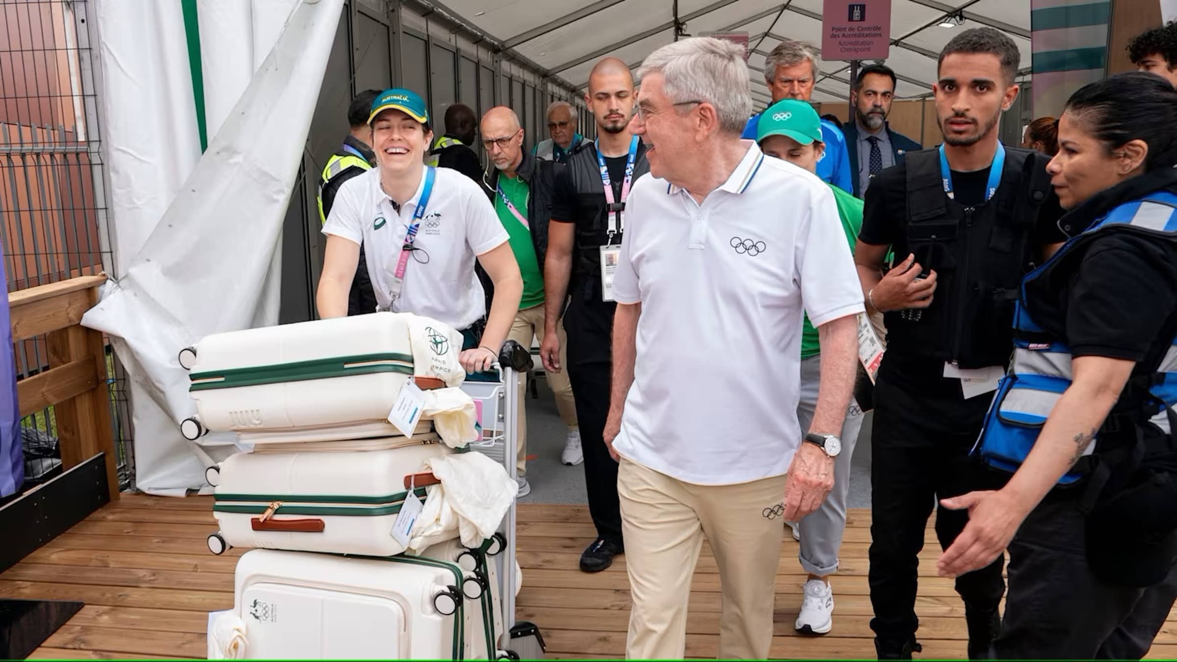 Paris 2024 welcomes first athletes as Olympic Village opens – IOC President Bach pays a visit