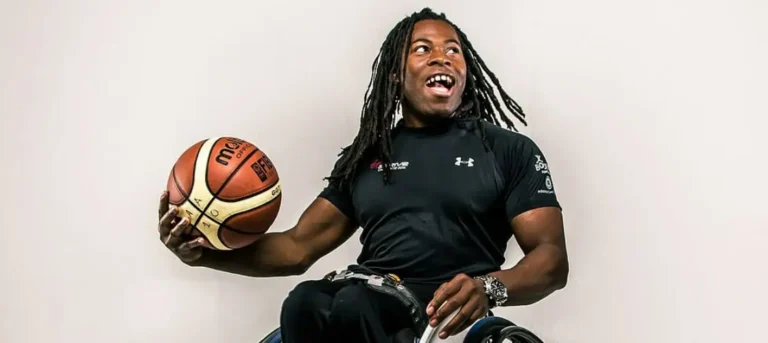 Ade Adepitan