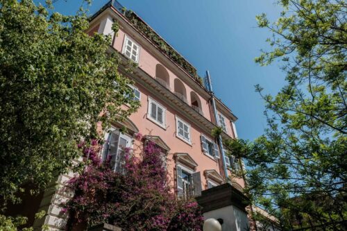 The Hotel Casa Valdese is quiet and peaceful yet close to the Vatican. monasteries.com/ © Hotel Casa Valdese