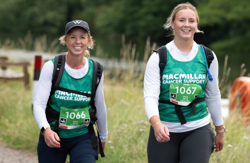 Thames Path Macmillan Hikers