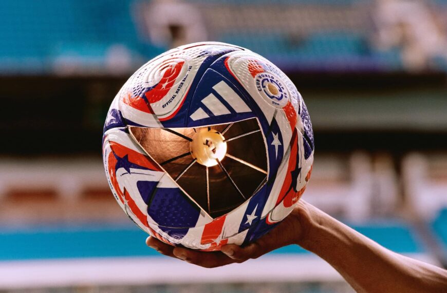 Official 2025 Match Ball for the World Cup