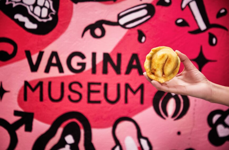 Vagina Museum Vulvanada