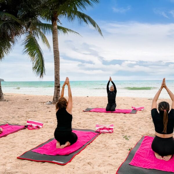 Glow-Thailand-Global-Wellness-Day