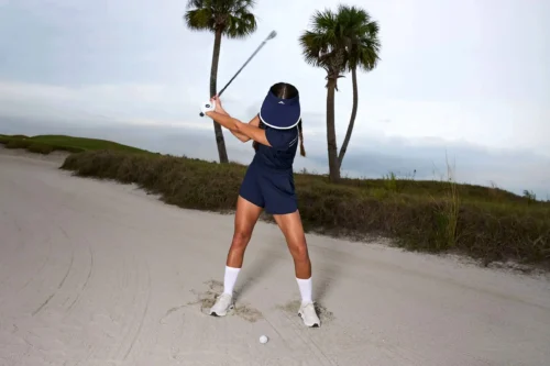 J.Lindeberg Golfer in bunker