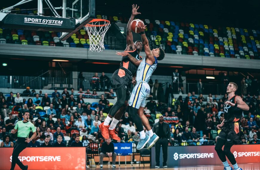 London Lions Courtside