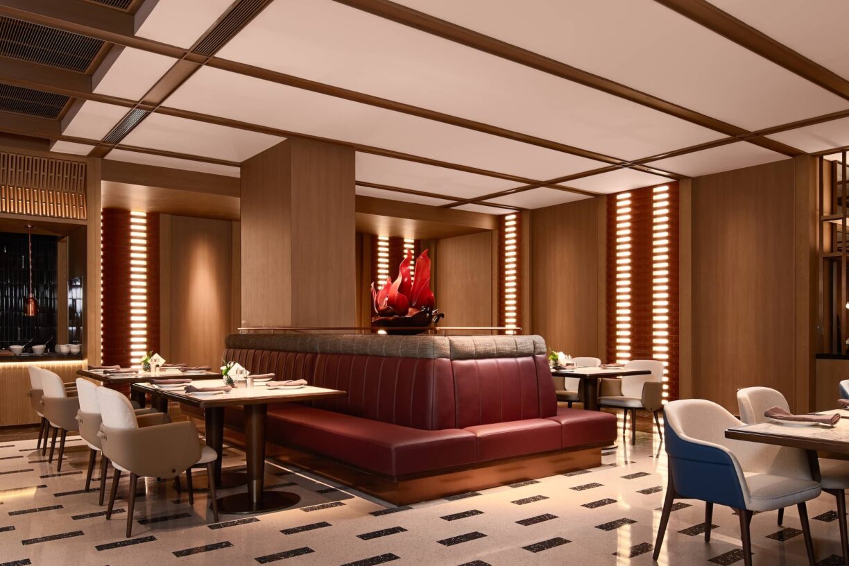 Radisson Blu Hotel, Shanghai Stadium, Restaurant