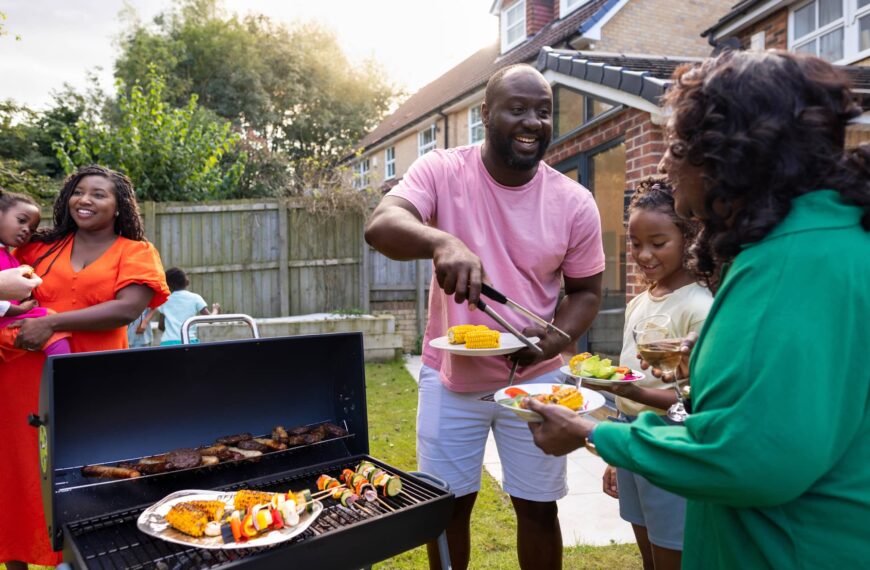 The smell of BBQs