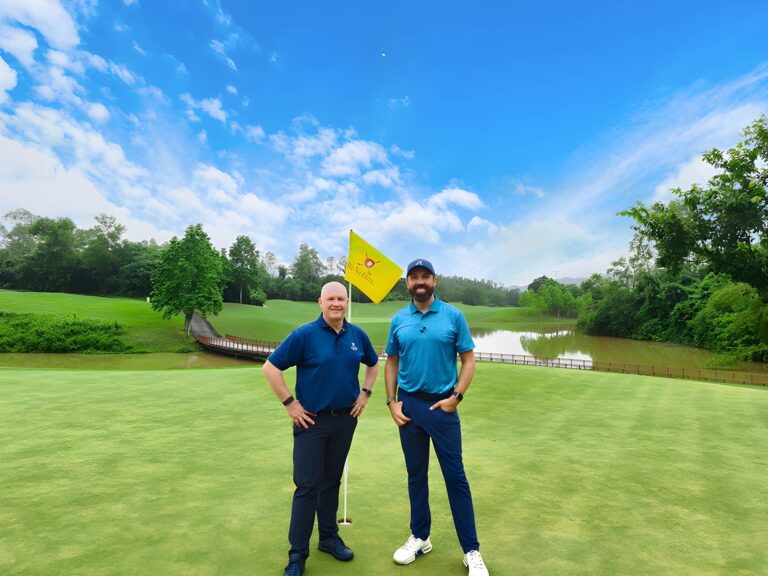 Rick Shiels, the world’s number-one golf YouTuber, with Simon Mees, general manager of Ba Na Hills Golf Club