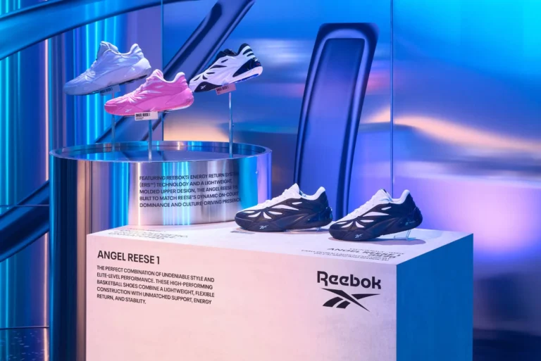 Reebok_OFF_THE_COURT