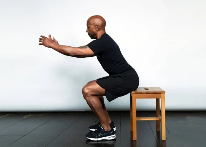 Wayne Leal performs a squat