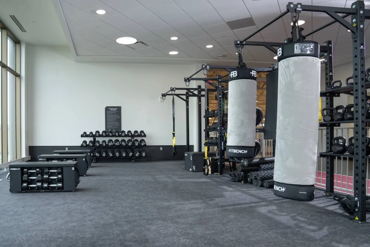 FITBENCH Fitbags in gym