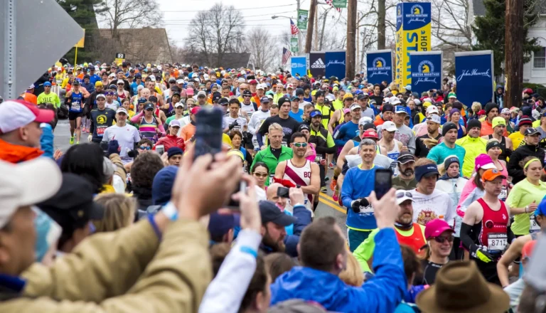 People running the Boston Marathon