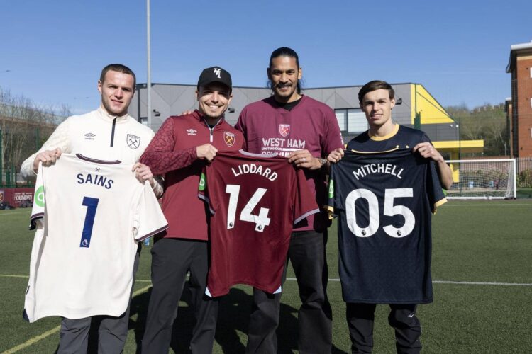 West Ham United Stars Join Boxers for East London Session
