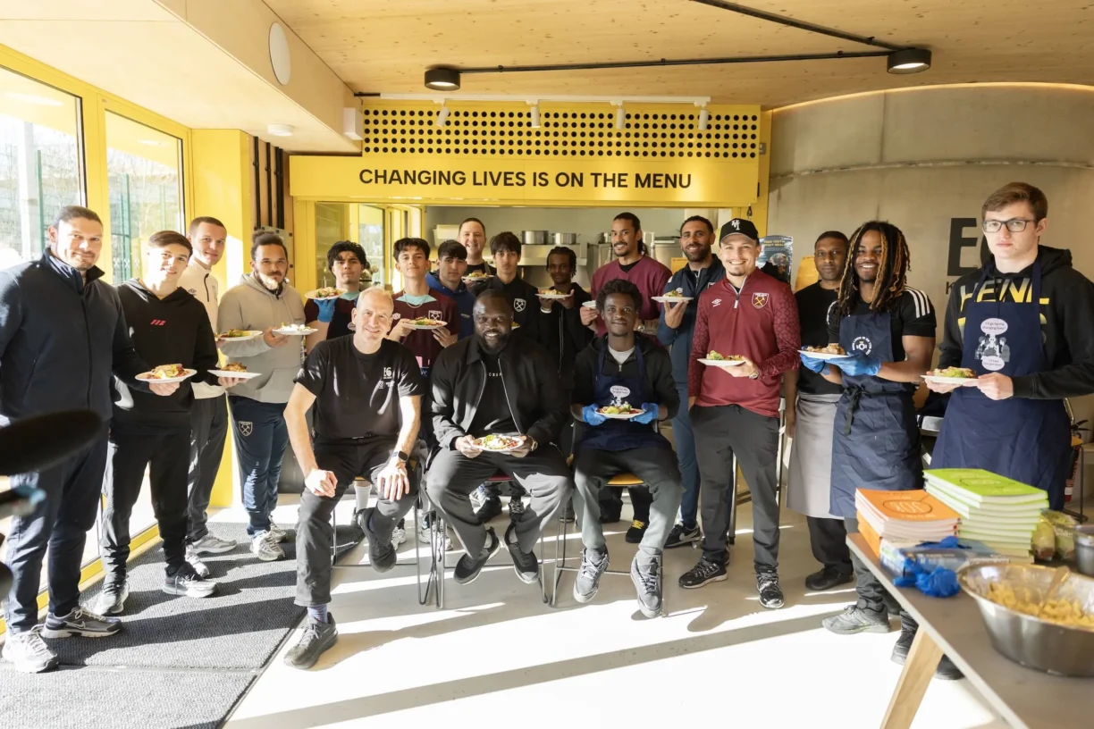 West Ham United Stars Join Boxers for East London Session