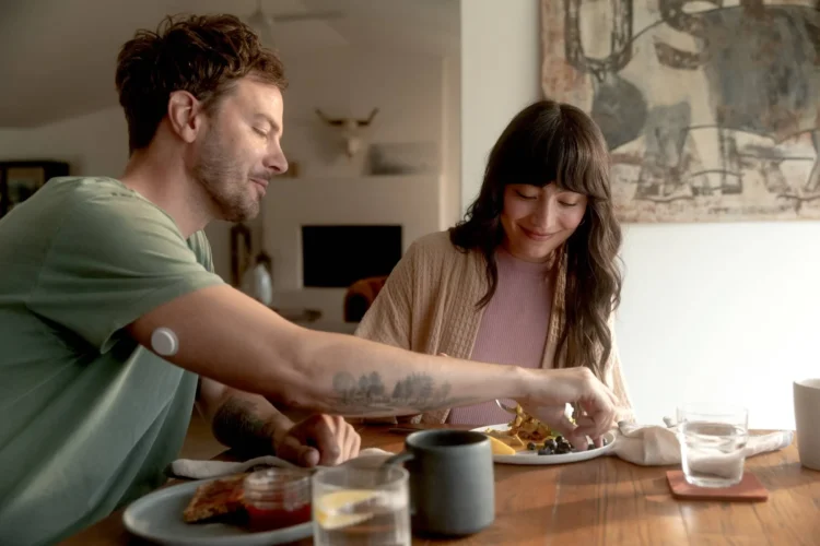 Lingo by Abbott at dinner