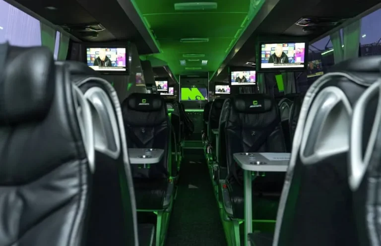 Midnite Express Coach