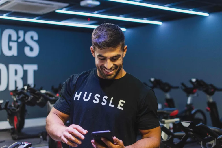 Fitness Trainer Wearing EGYM Hussle