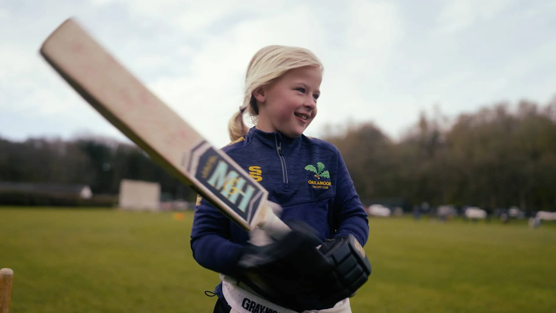 My Way To Play - Edie batting