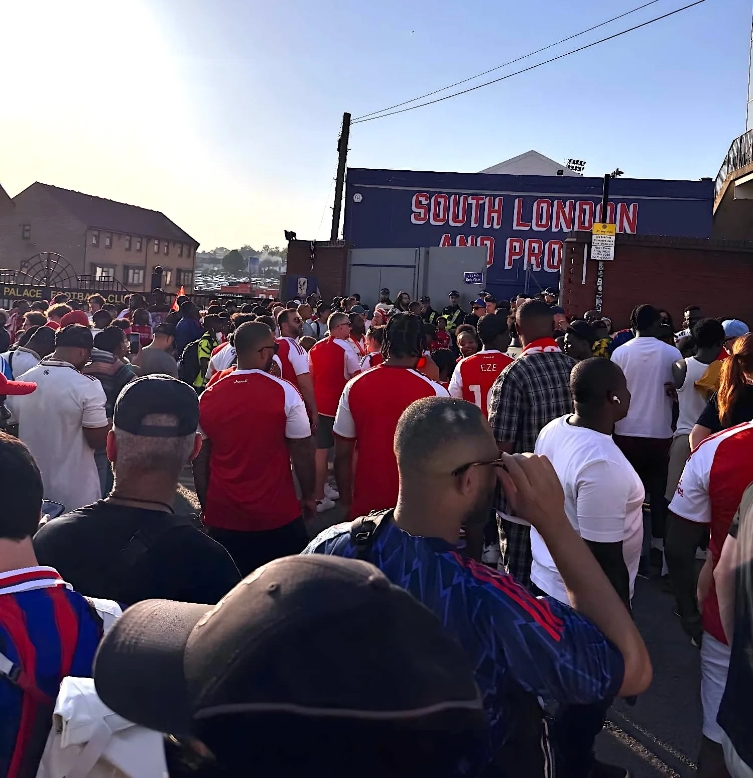 Ticketless Arsenal Fans
