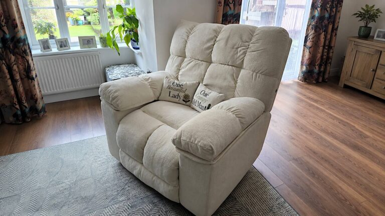 FlexiSpot Waffle Chair