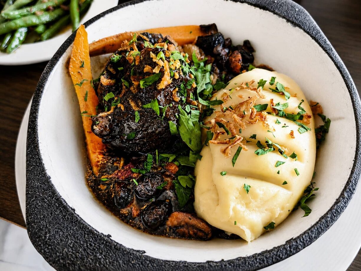 Cote Beef Bourguignon