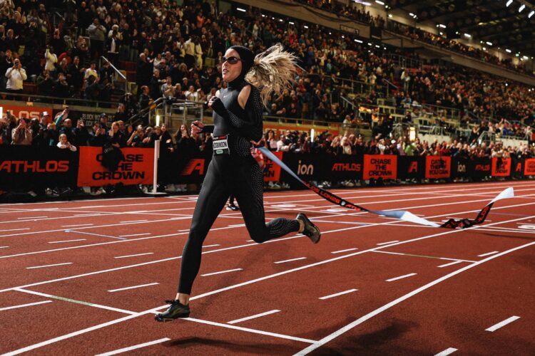 Keely Hodgkinson, wearing her one-of-one Nike speed suit, won the 800m race in a time of 1:56.40 at the Athlos London meet on Friday, September 18 2026
