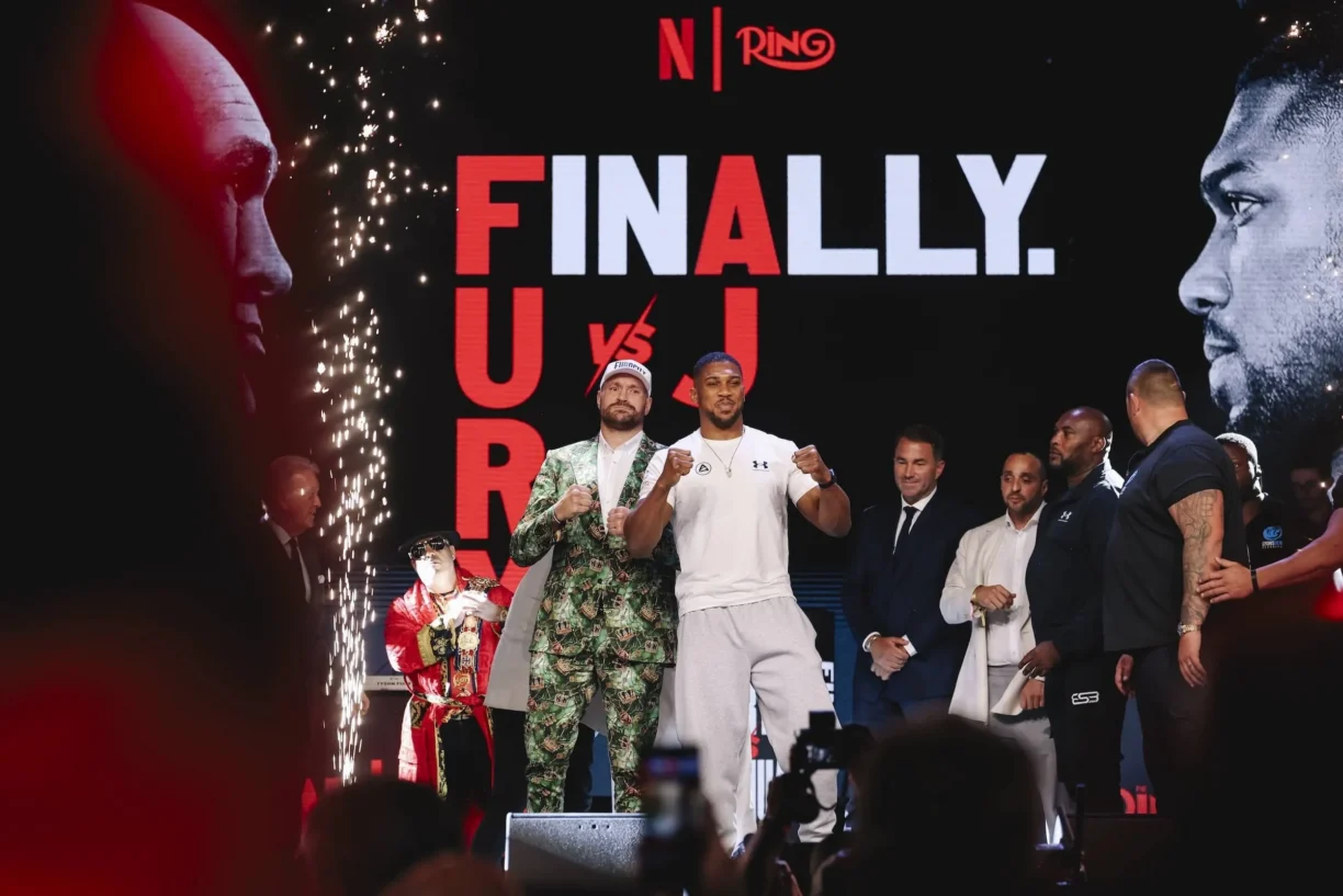 Tyson Fury vs Anthony Joshua Finally